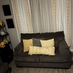 Grey Sofa And Loveseat 