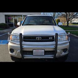 Brush guard for 01-06 Toyota tundra and Sequoia