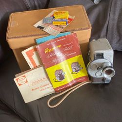 Antique, MOVIE CAMERA, REVERE EIGHT “B63”