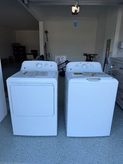 GE Washer and Dryer Set