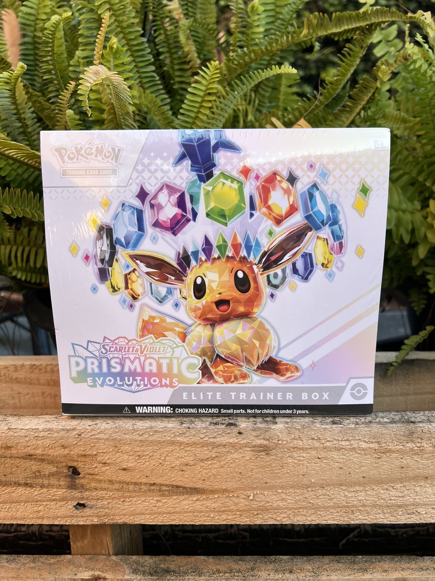 Prismatic Evolution Etb