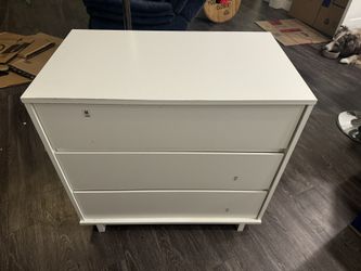 3 Drawer Dresser