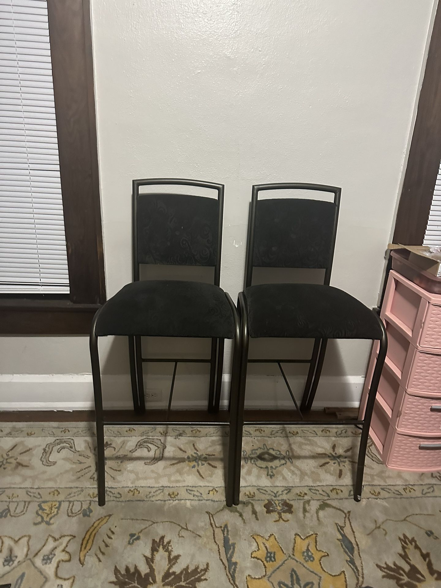 2 Bar Stool
