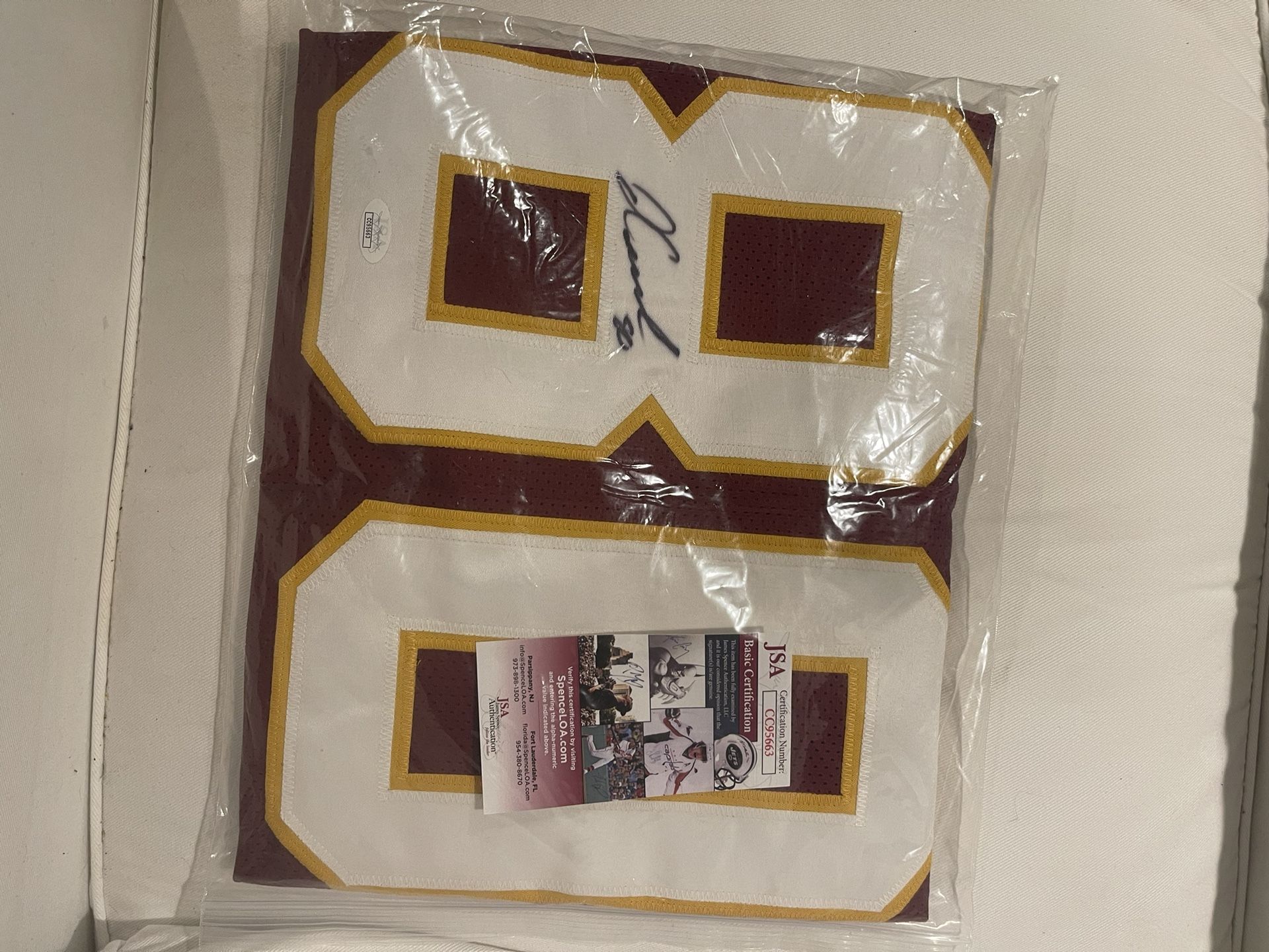 Jamison Crowder Autographed Jersey With COA