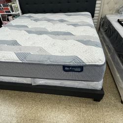 King Size Bed Frame With Serta Iserise Hybrid Mattress $600 Only Whole Bed 