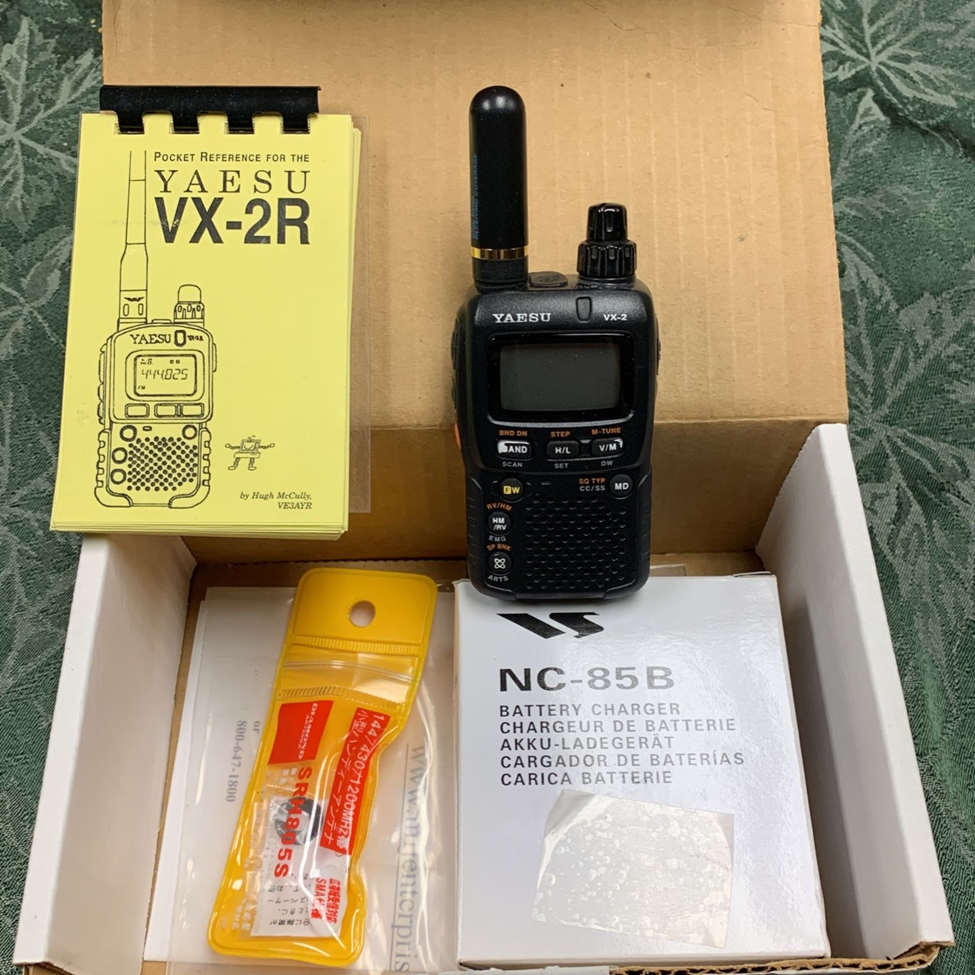 Yaesu VX-2R Dual Band Transceiver VHF/UHF