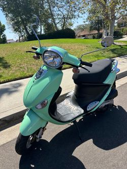2014 Genuine Buddy 125 Scooter