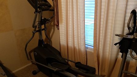 Horizon fitness 3.0e elite elliptical