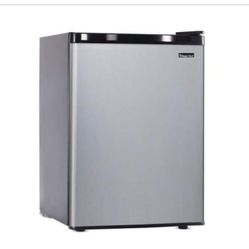 Magic Chef 2.6 cu. ft. Mini Fridge in Stainless Look, ENERGY STAR