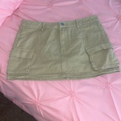 shein large Khaki Mini Skirt 