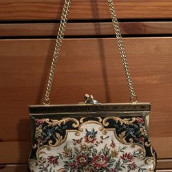 Beautiful! Victorian Tapestry Clutch Purse !!!