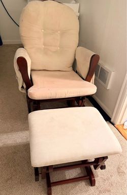 Rocking Chair for Nursing