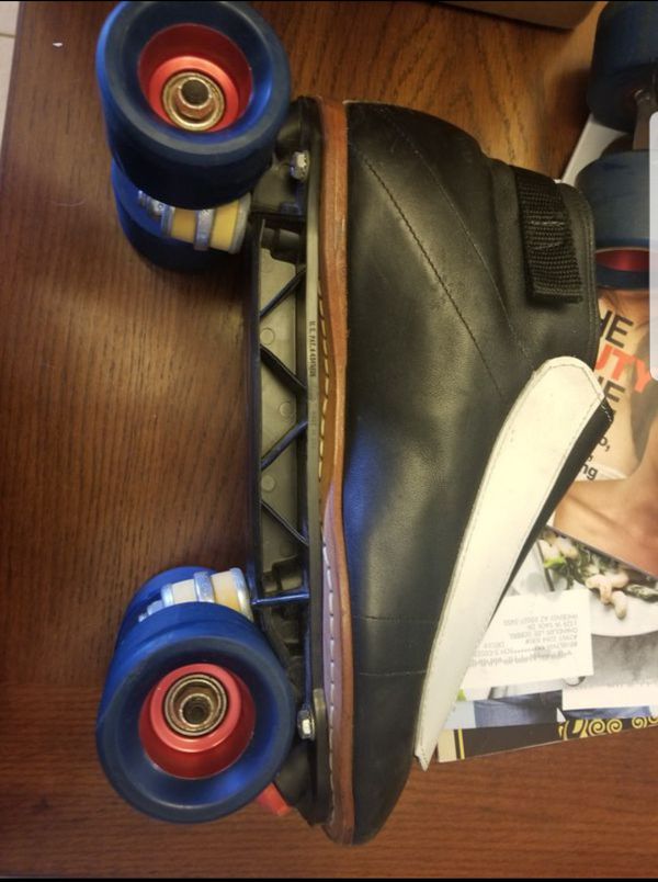 Riedell 395 Skunk Roller Skates. for Sale in Phoenix, AZ OfferUp