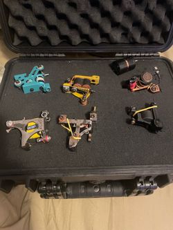 Tattoo machines with pelican case