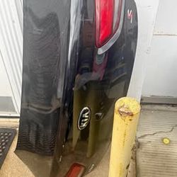 2020 Kia Rio trunk