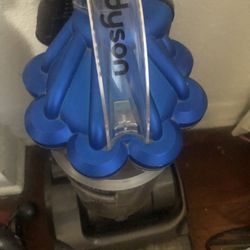 dyson DC17 Vaccum 