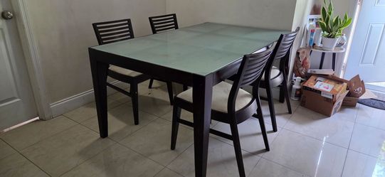 Dining table with 5 chairs