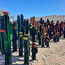 Metal Yard Art 🌵Imports🌺POTTERY🌻(READ DESCRIPTION❗️) RETAIL* WHOLESALE🔥