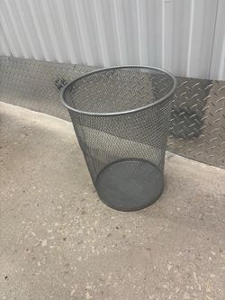 Metal Paper trashcan…12” around , 14” high $10