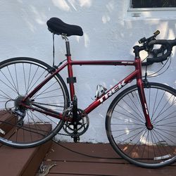 Trek One Series 1.1 – 54cm – Shimano Claris – Excellent Condition