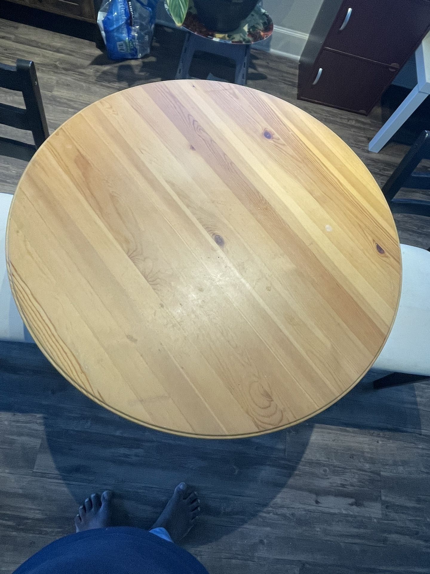 Round Shape Dining Table + 2 Chairs