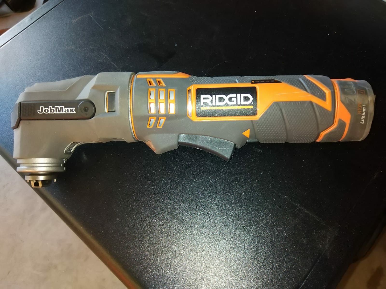 MULTITOOL RIDGID BATTERY ANDREW CHARGER INCLUDED