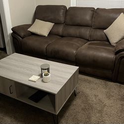 Like New, 1 Sofa Recliner+ coffee table