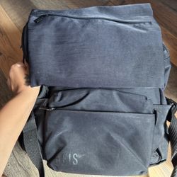 BEIS- The Ultimate Diaper Backpack in Black 