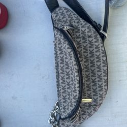 Michael Kors Fanny Pack 