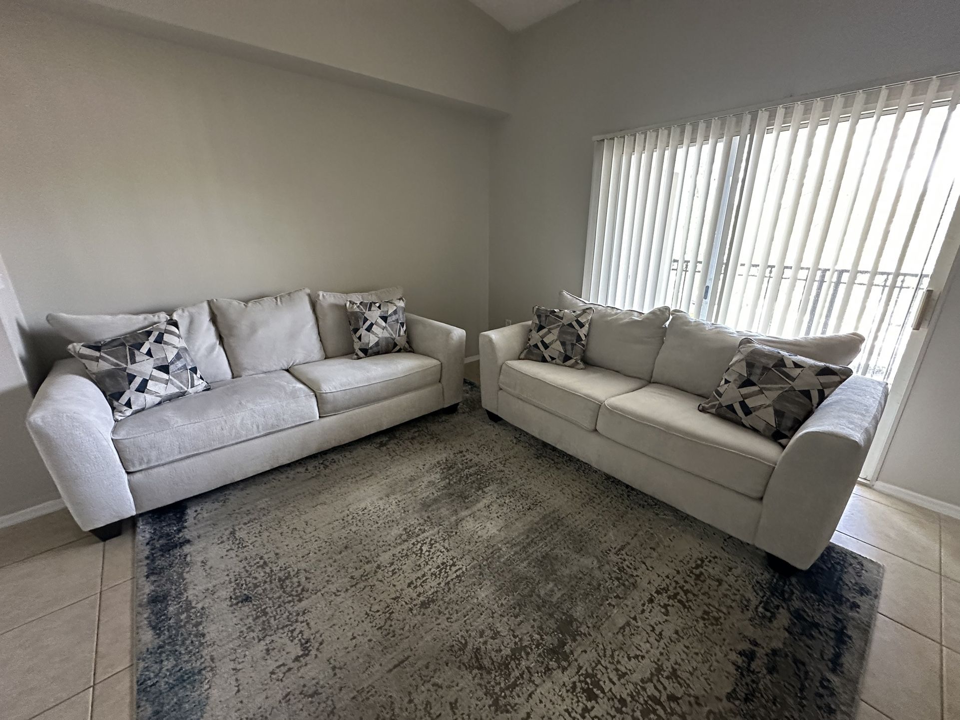 Sofa Set
