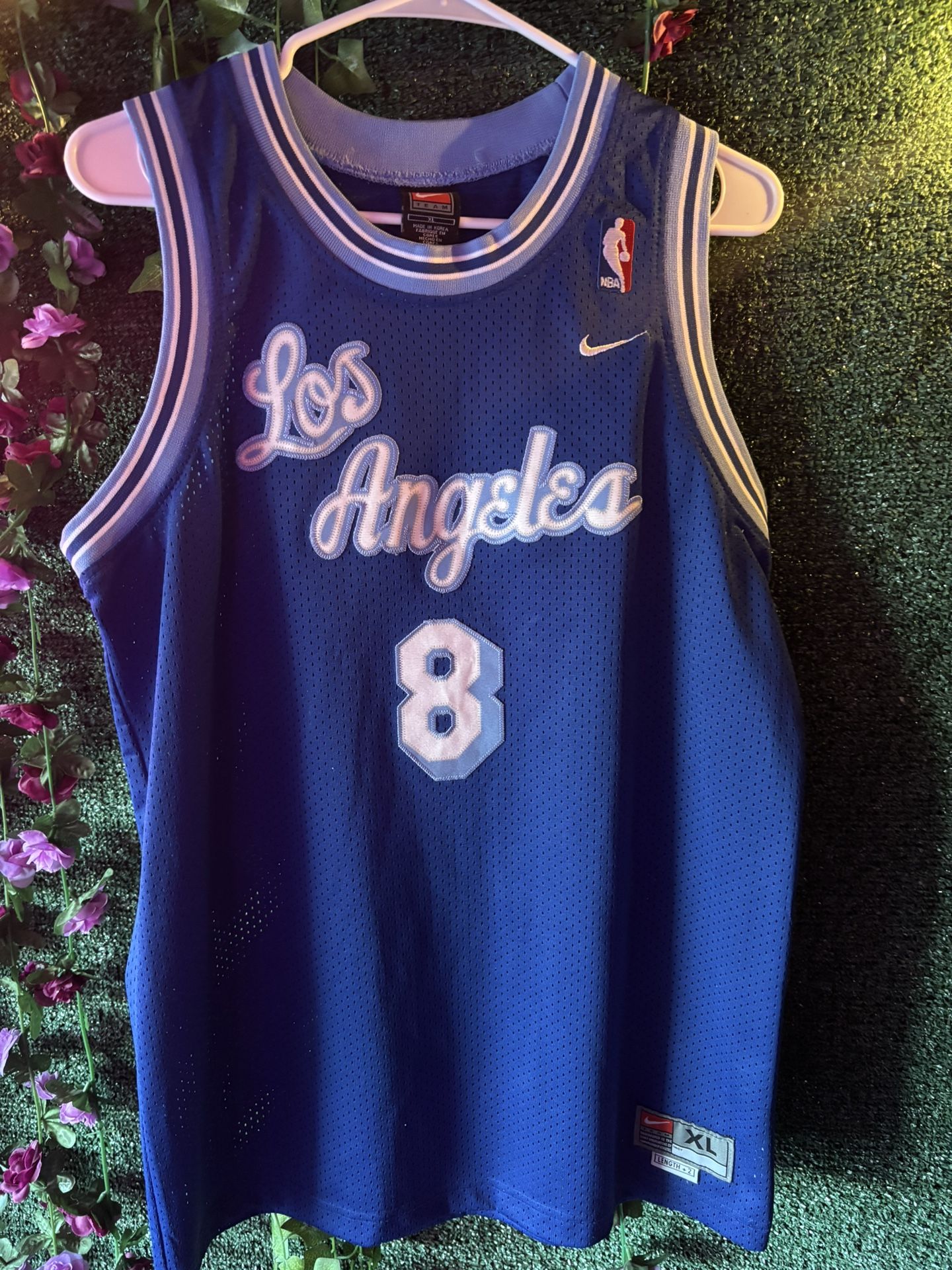 Throwback Lakers Kobe Jersey XL Kids