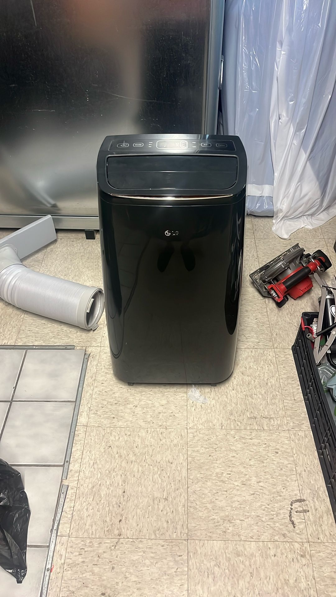 LG 12,000 Btu Portable AC Unit