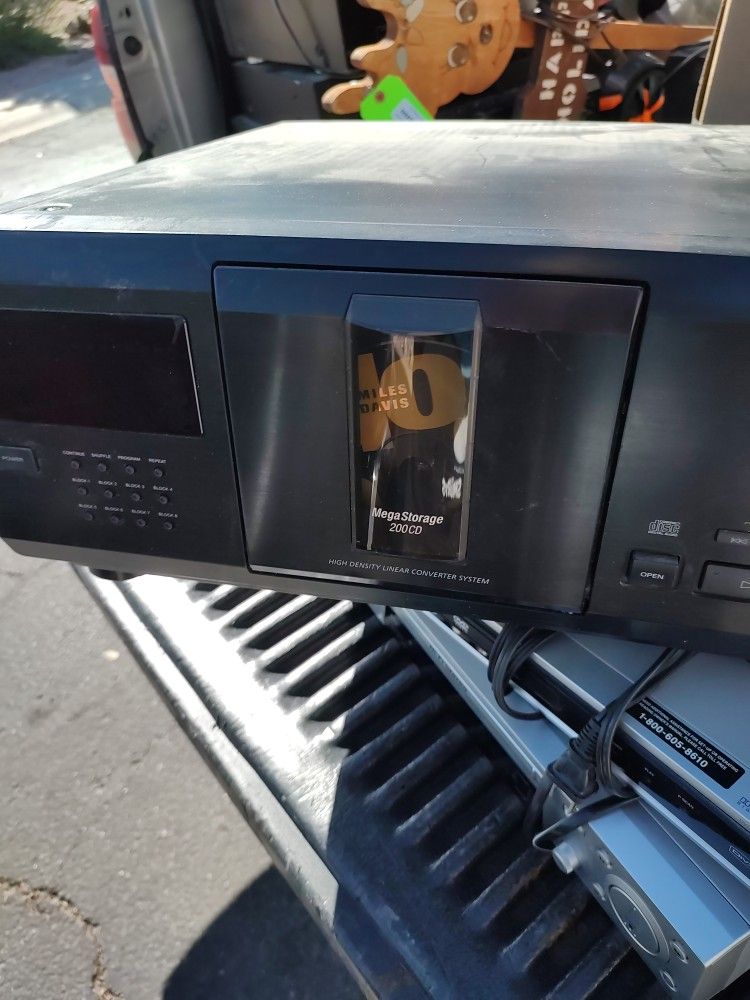 Sony CD Mega Storage