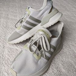 Adidas Originals U Path Run Ash Khaki, Size 5