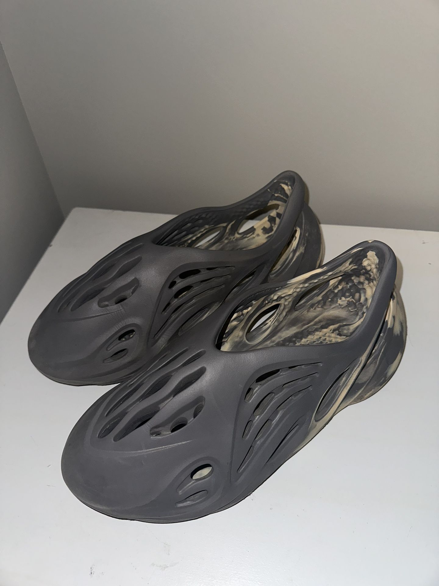 Yeezy foam runner Moon Grey