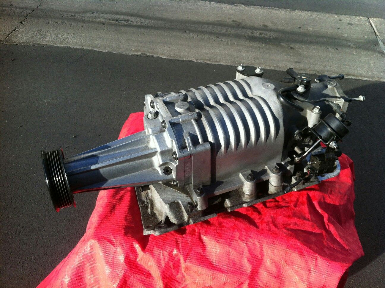 Eaton M90 Gen 5 Eaton M90 Supercharger JKEI Eaton M90 Gen 5 Eaton M90 Supercharger JKEI