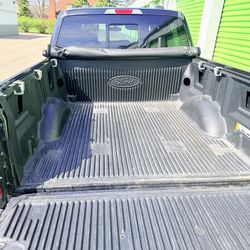 Used - Like New OEM Ford F-150 Bed Liner – 5'6" Bed – ML3Z-(contact info removed)-AA