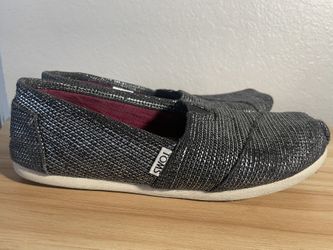 Ladies Tom’s Black w Silver Metallic Sz 8.5 