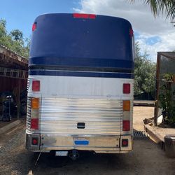 American Eagle Bus