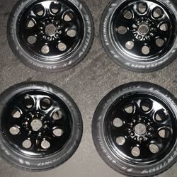2005-2013 Chevy Silverado Rims And Tires 