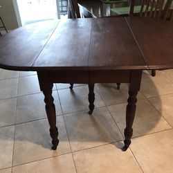  Early American Mid To Late 19th Century Drop Leaf Gate Leg Dining Table 