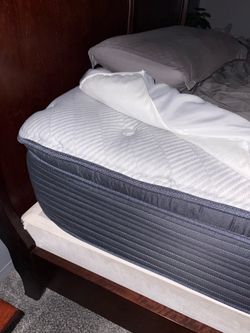 California King pillow top mattress