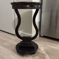 DONGHE FURNITURE CO. Circular Wooden Side Table With Harp Style Legs 
