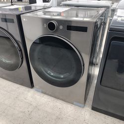 $799(MSRP$1547, Save $748) LG Ventless Stackable Gas in Graphite Steel With Turbo Steam and Sensor Dry