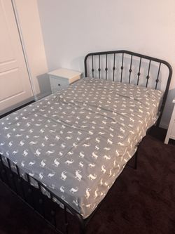 Queen Bed And Mattress