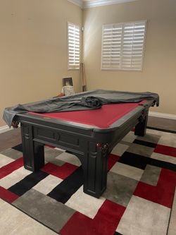 Pool table