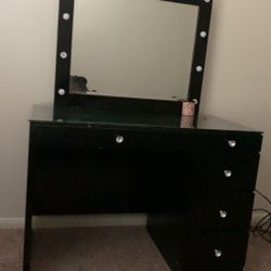 Black Vanity 