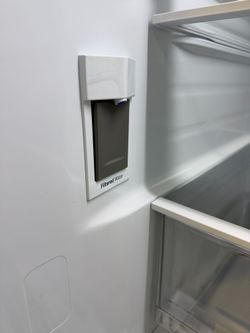 LG REFRIGERATOR w/WARRANTY! R3371A