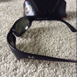 Ray Ban Sunglasses **BRAND NEW**