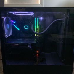 Brand New PC with Razor Keyboard and Corsair Mouse